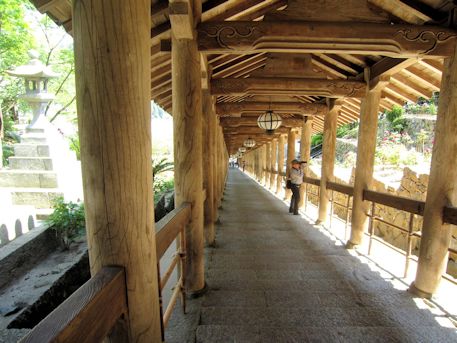長谷寺の登廊