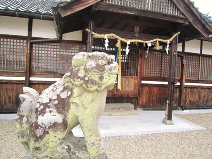 入鹿神社の狛犬