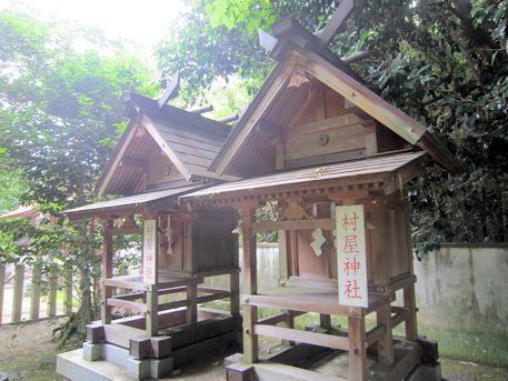 村屋神社