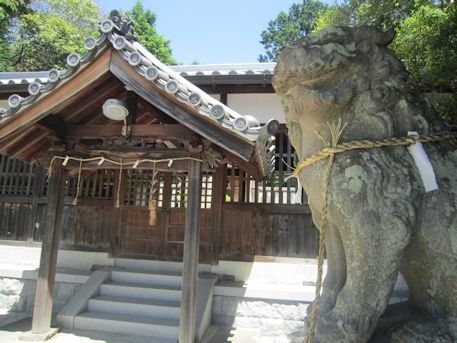 久米御縣神社の狛犬