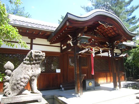 三島神社拝殿