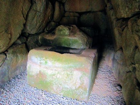 都塚古墳の家形石棺