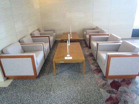 奈良県立万葉文化館の椅子