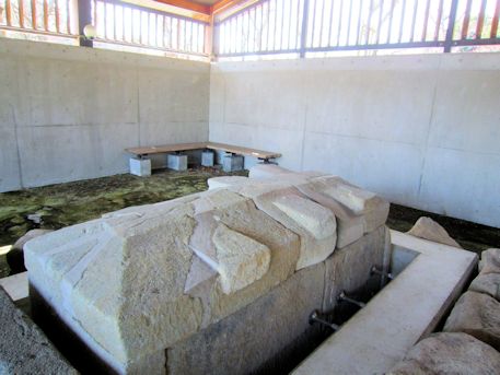北今市１号墳の家形石棺