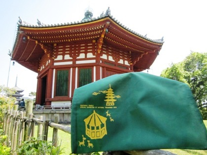 興福寺南円堂とエコバッグ